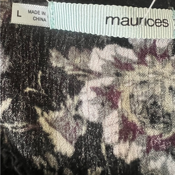 Black Floral Blouse - Picture 4 of 5